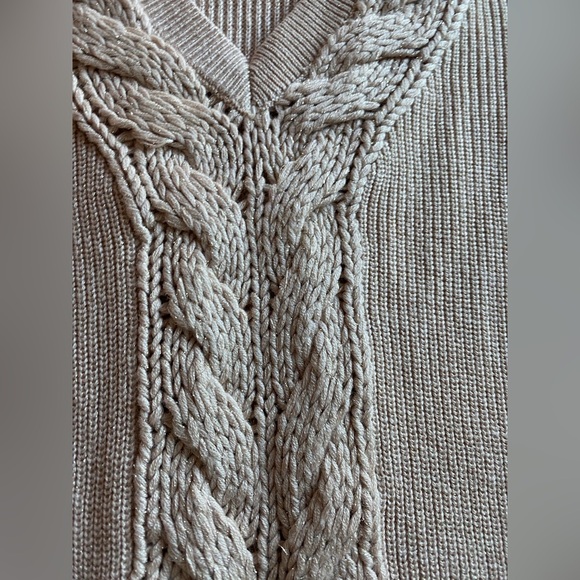 White House Black Market Tan V-Neck Sweater  cashmere with Cable Knit NWT - Picture 3 of 8